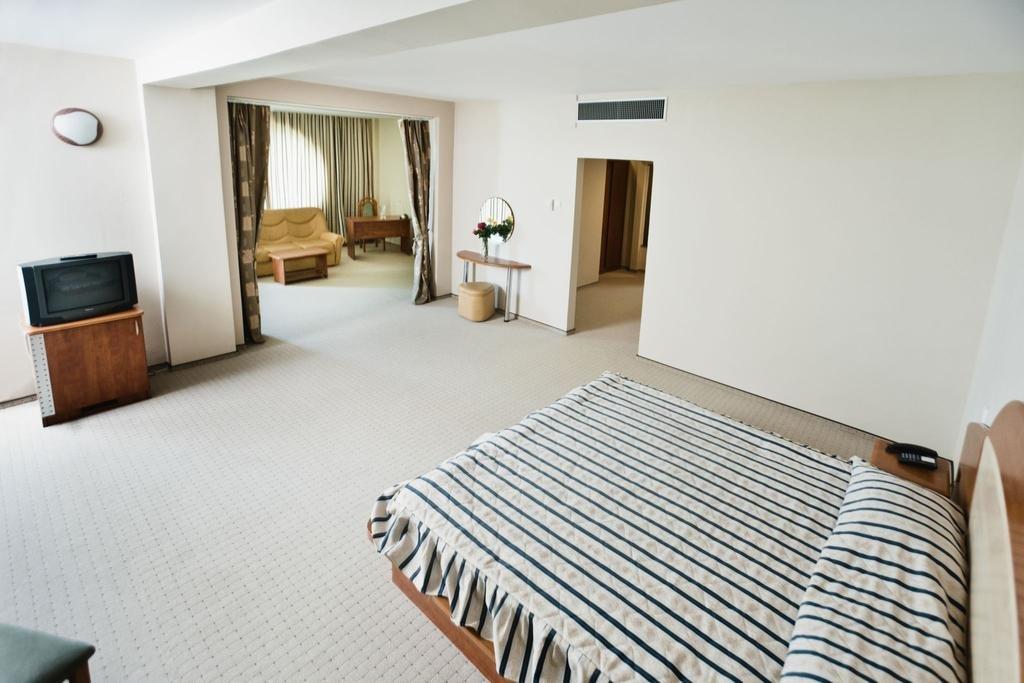 Mirage Medspa Hotel miniatura 41