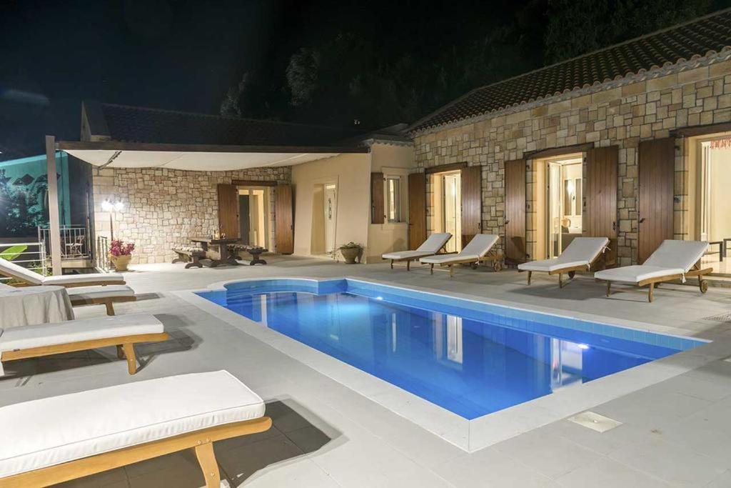 Monambeles Villas fotografia 1