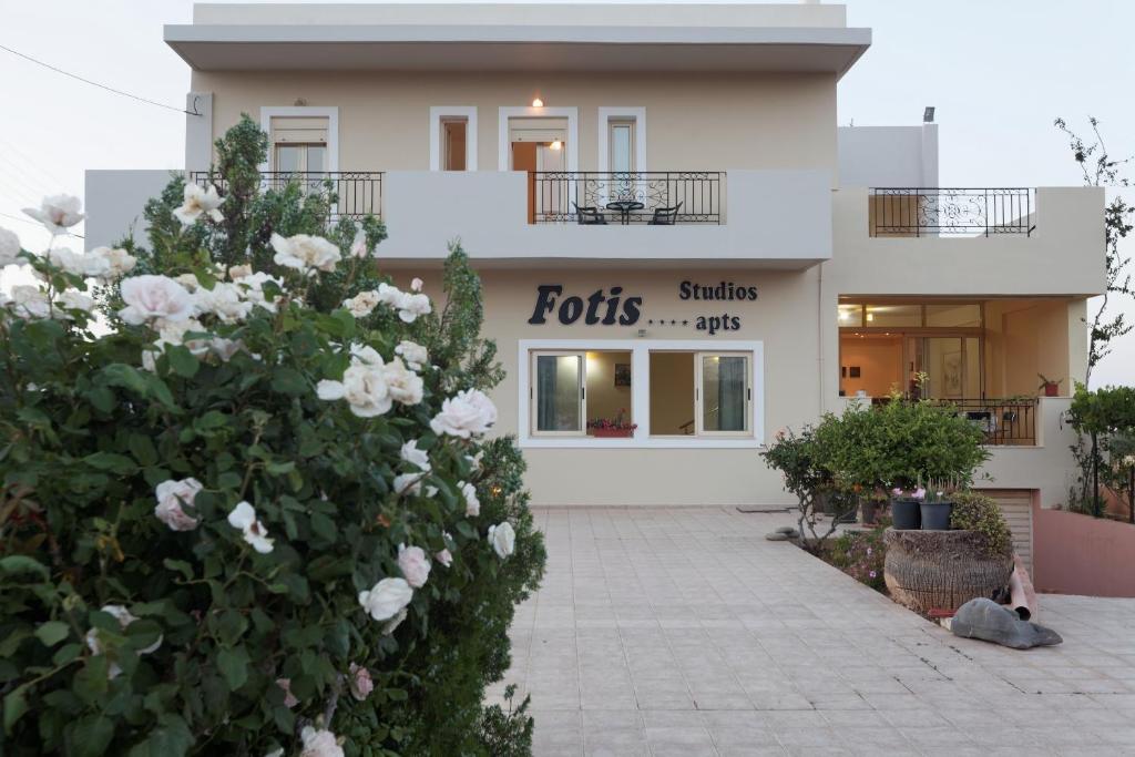 Fotis Studios And Apartments fotografia 1