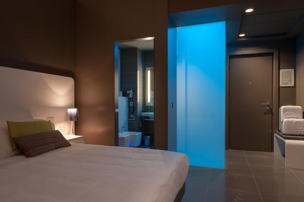8piuhotel fotografia 1