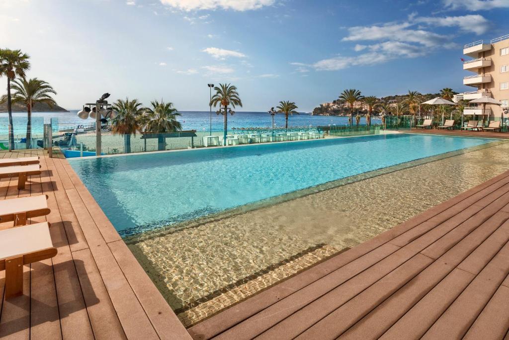 Hotel INNSiDE by Melia Wave Calvia (ex Sol Wave House) fotografia 1