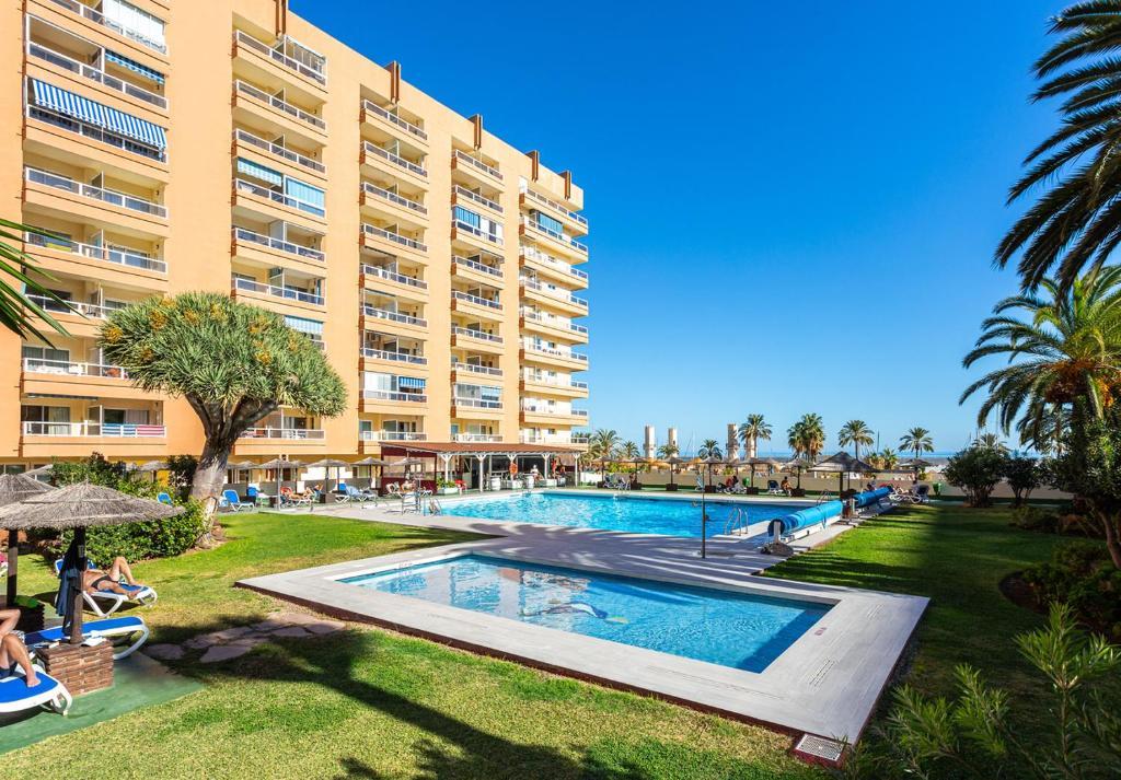 Hotel Apartamentos Pyr Fuengirola fotografia 1