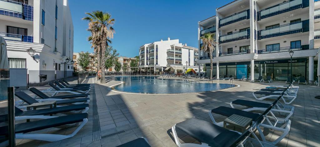 Pins Platja Apartments fotografia 1